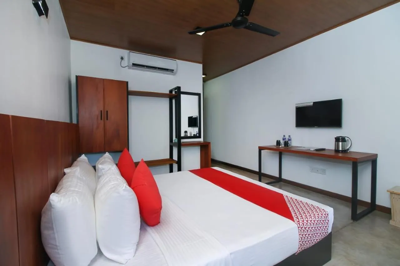 ***  The Domain Hotel Piliyandala Sri Lanka