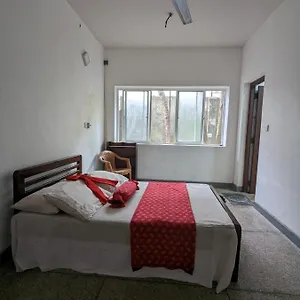 Shiranthi Guest house